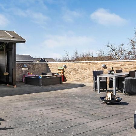 Nice Home In Tarm With Kitchen Dış mekan fotoğraf